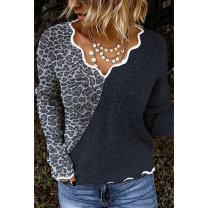 Leisure V-Neck Long Sleeve Printed Top